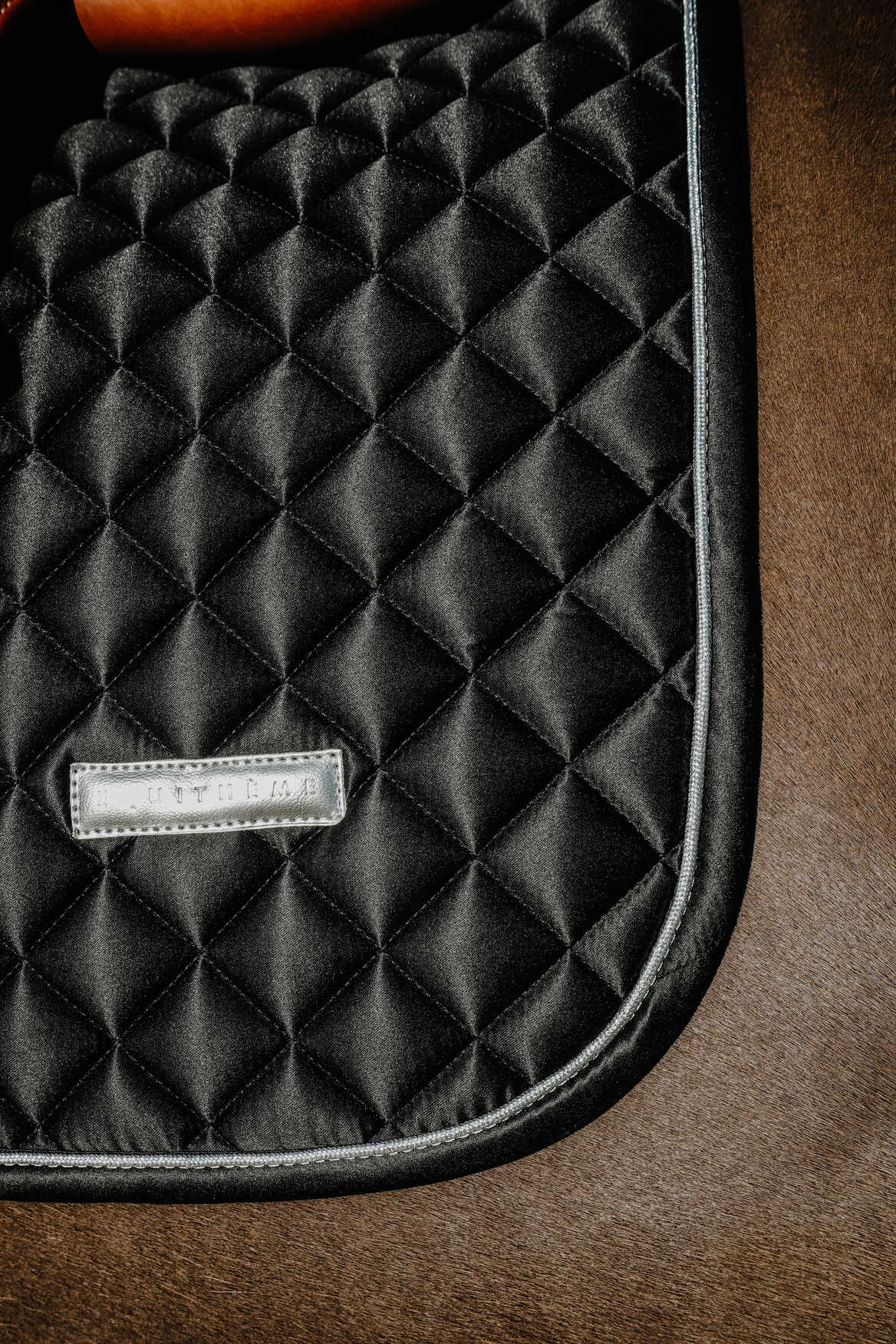 Tapis Nacre EQUITHEME noir