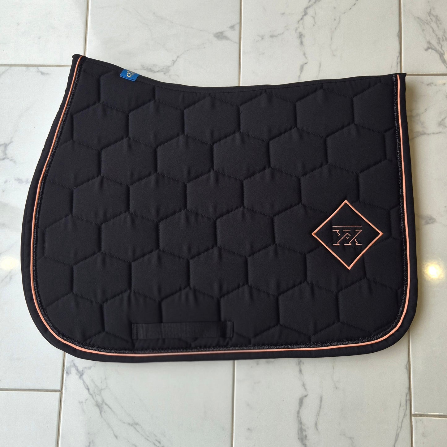 Tapis Accents OXXER noir pêche