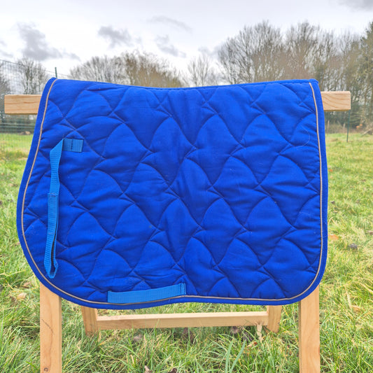 Occasion : Tapis bleu roi