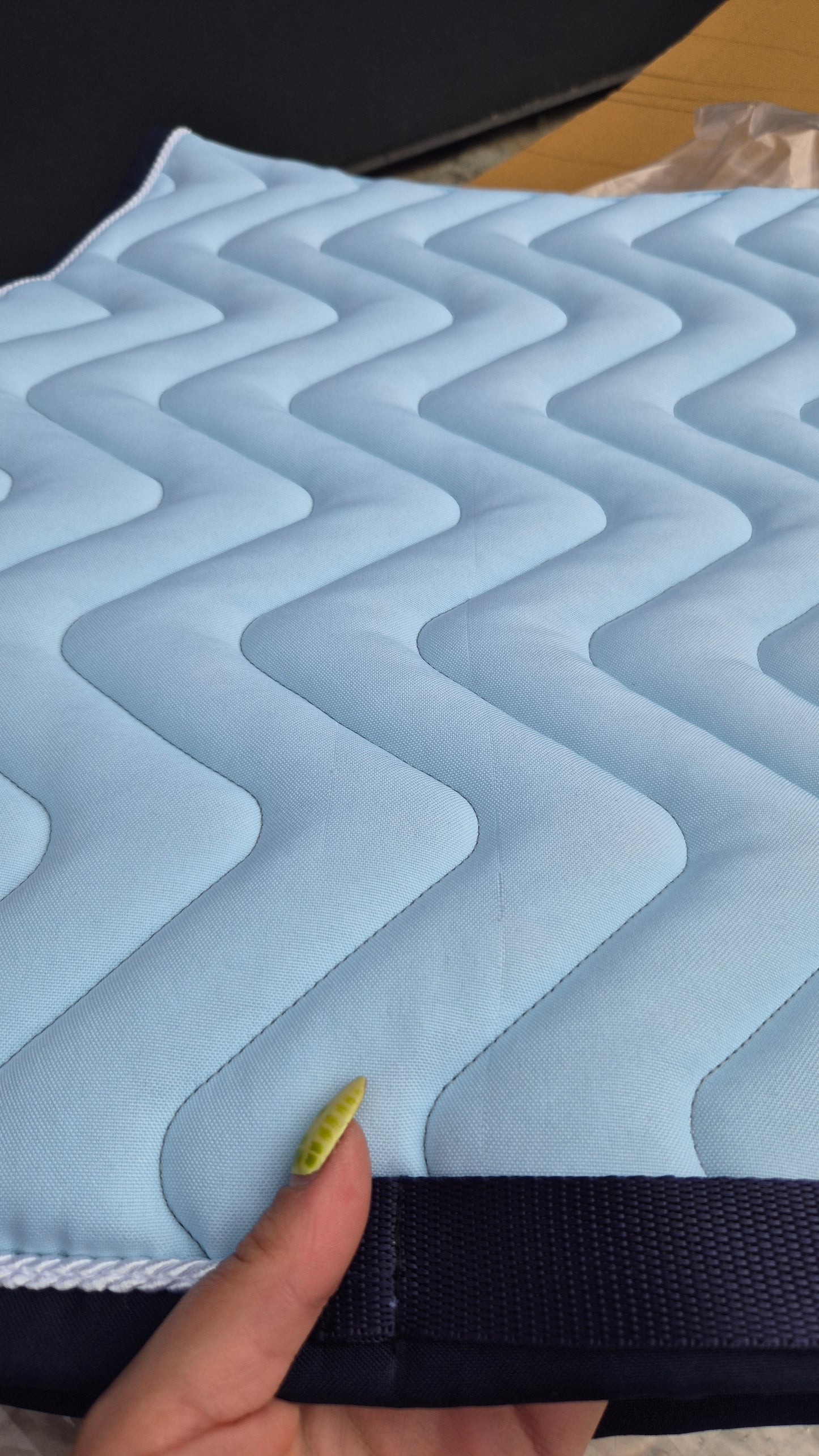 Les Imparfaits : Tapis dressage Volte Le Signature bleu ciel