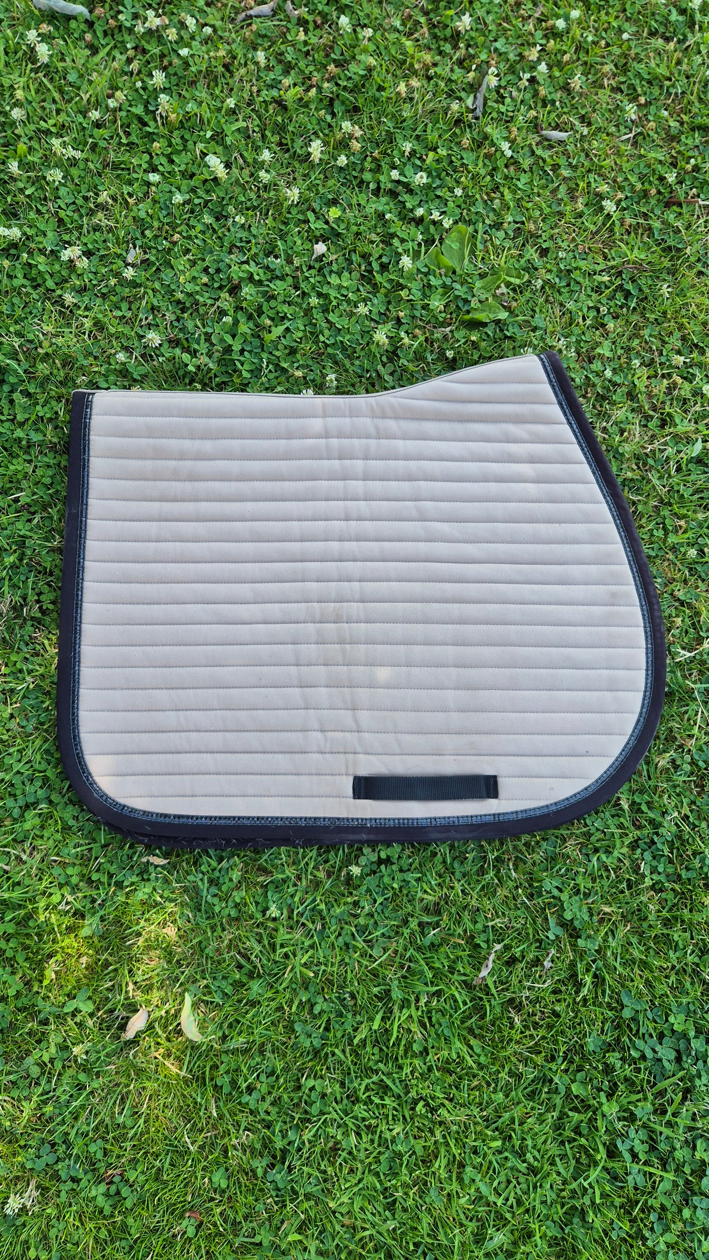 Occasion : Tapis Harcour Karembar beige