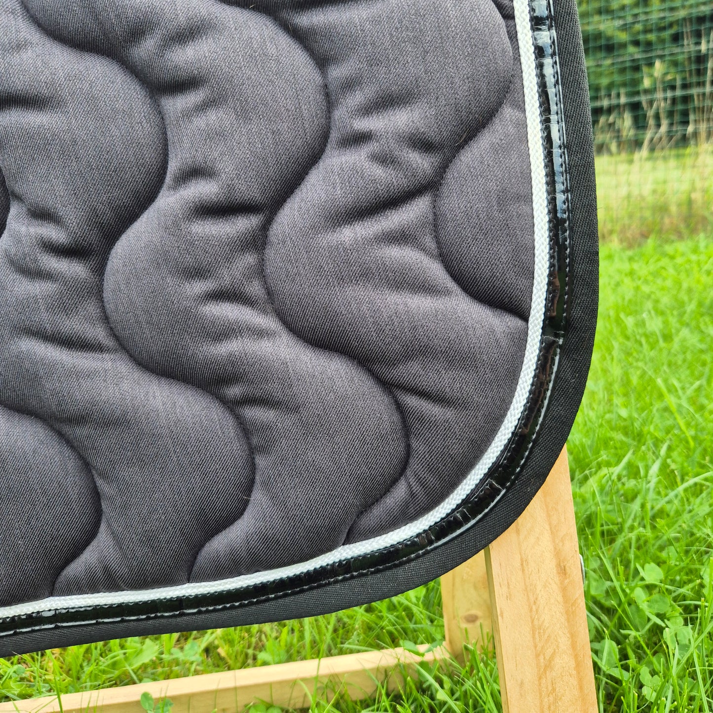 Occasion : Tapis Paddock sport gris