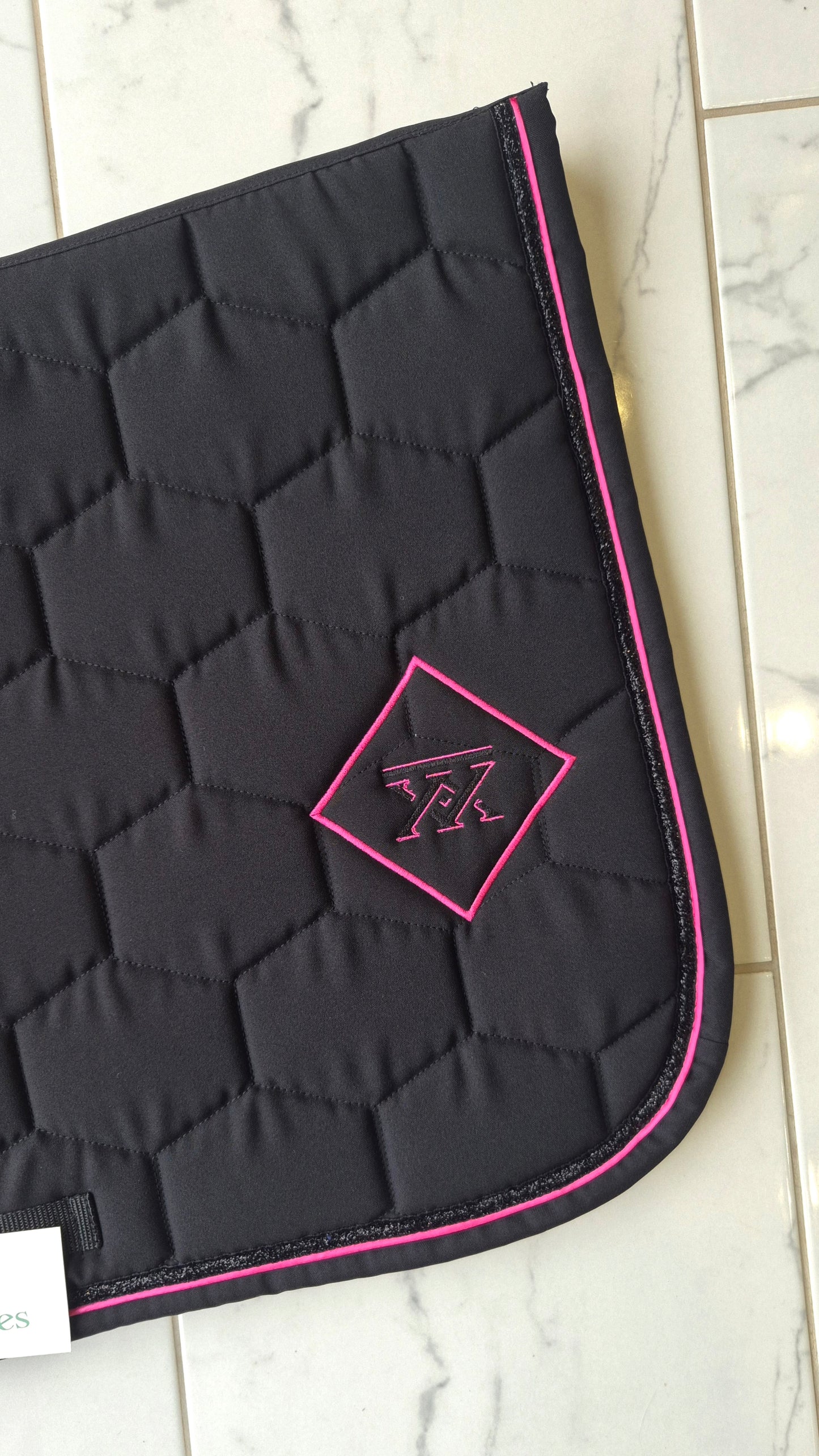 Tapis Accents OXXER noir fushia