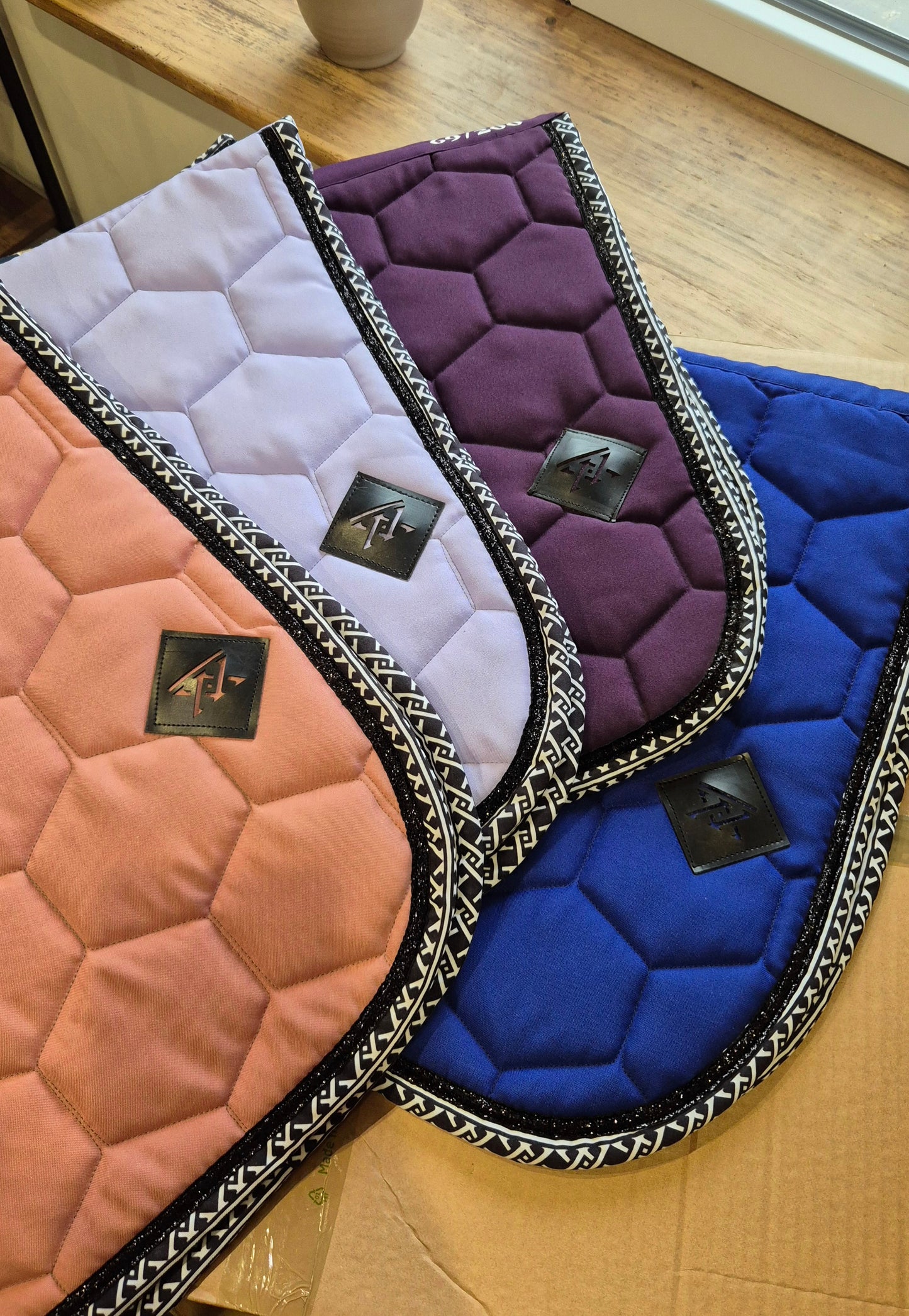 Tapis Monogramme OXXER lilas