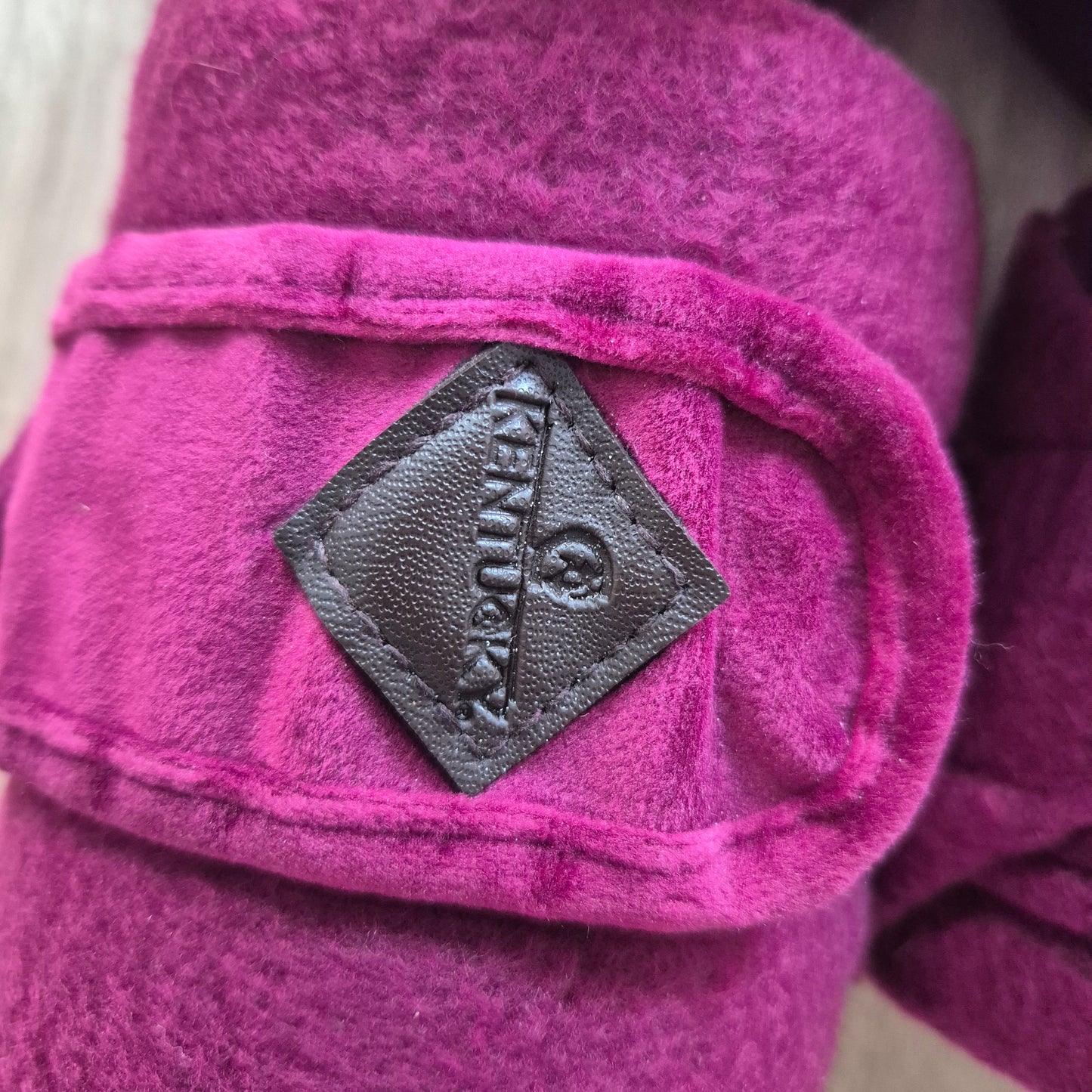 Occasion : Bandes de polo Kentucky Velvet fushia
